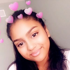 Meet your Posher, Sara